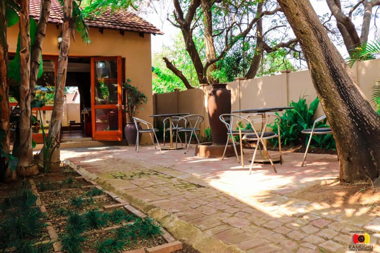 Echo Garden Guesthouse Rustenburg Eksteriør bilde