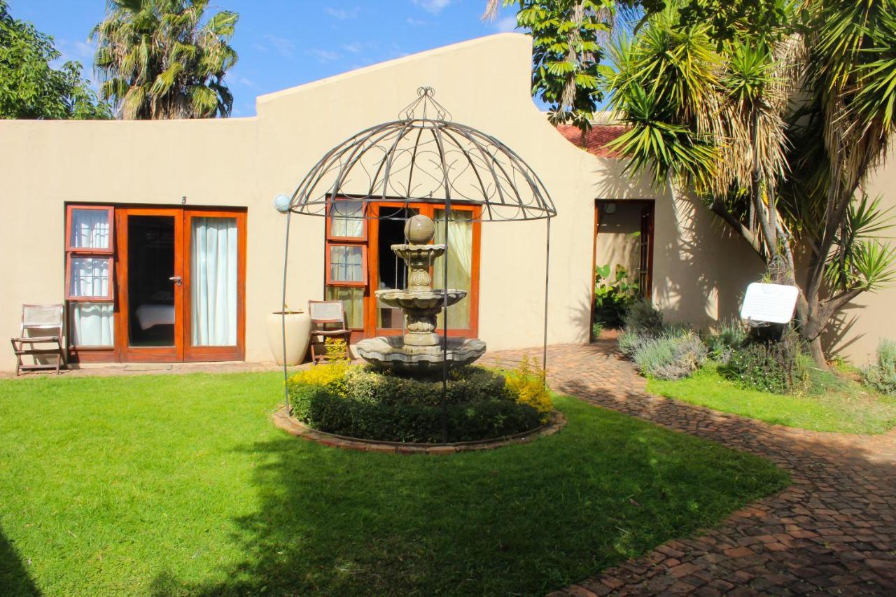 Echo Garden Guesthouse Rustenburg Eksteriør bilde
