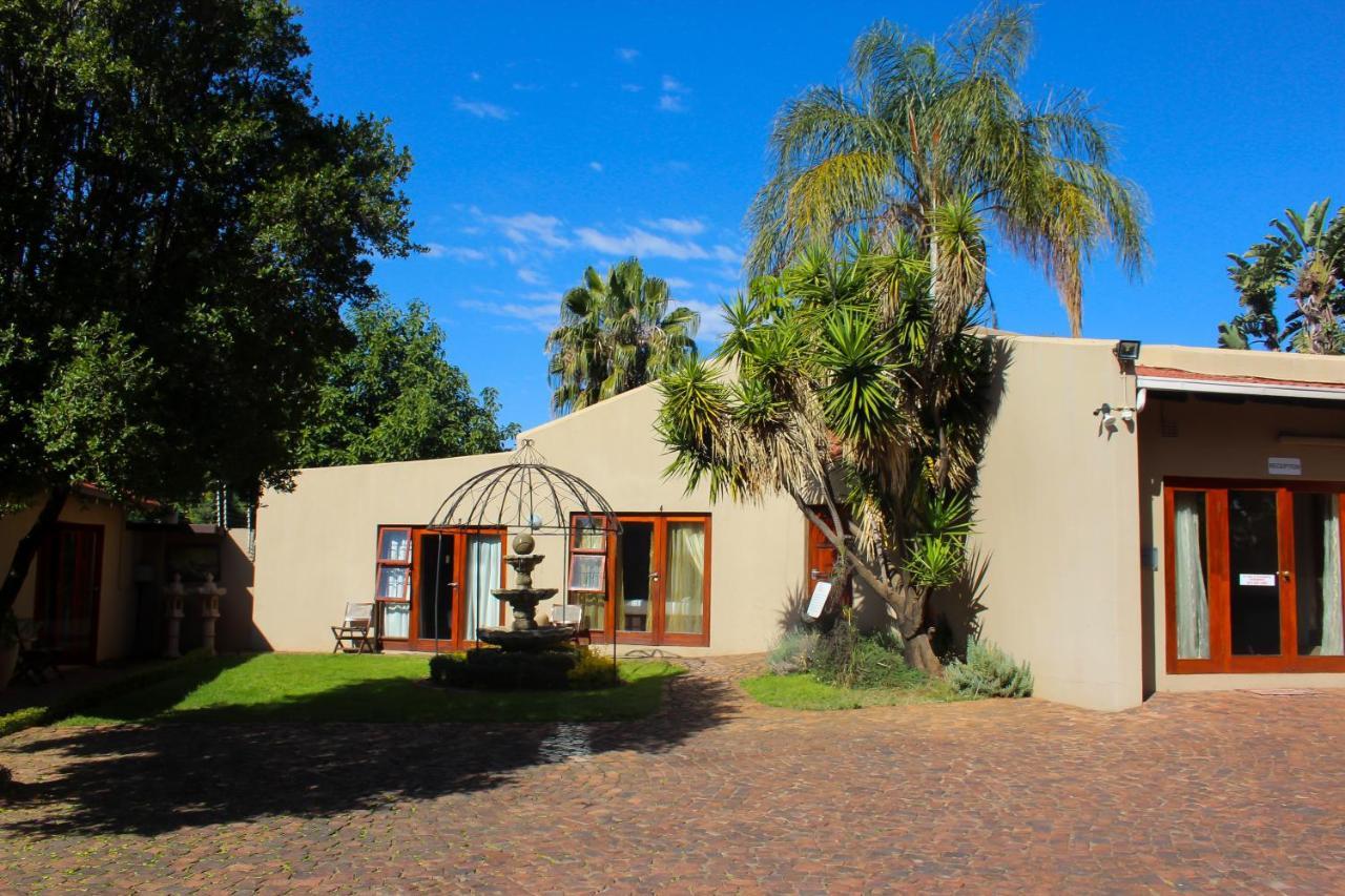 Echo Garden Guesthouse Rustenburg Eksteriør bilde