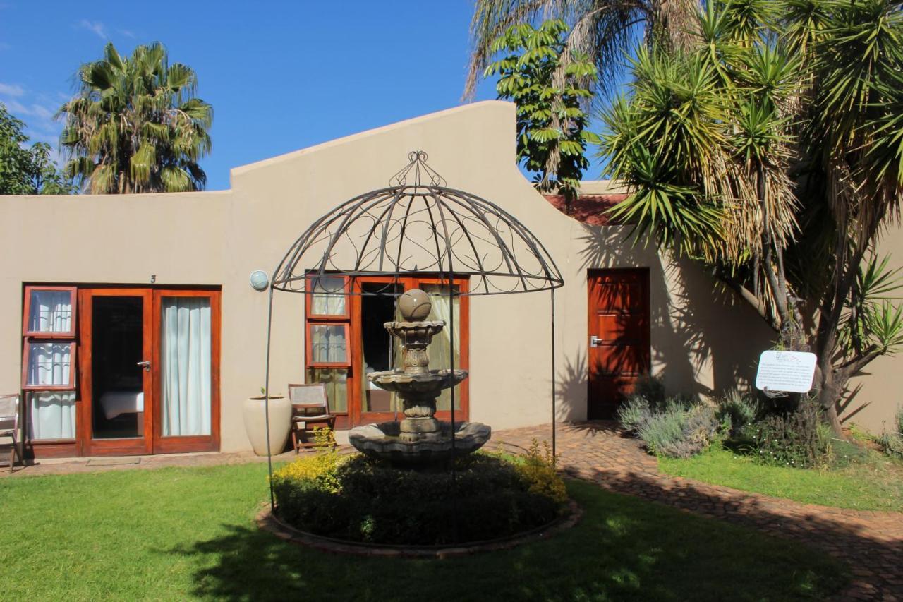 Echo Garden Guesthouse Rustenburg Eksteriør bilde